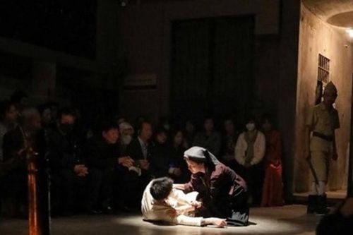 Hơn 26.000 lượt khách tham quan Nhà tù Hỏa Lò dịp nghỉ lễ 2/9