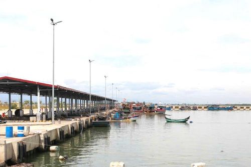 TP Huế: Tàu thuyền khó ra khơi vì một số cửa biển bị bồi lấp