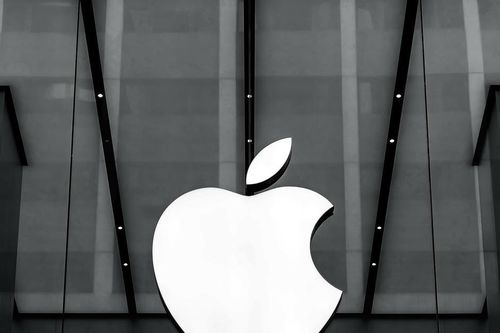 Apple muốn sản xuất iPhone, Mac và Apple Watch bằng robot