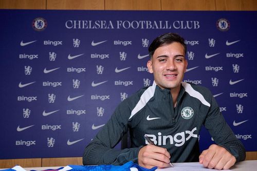 Tân binh Chelsea sốc vì bị loại khỏi danh sách Champions League