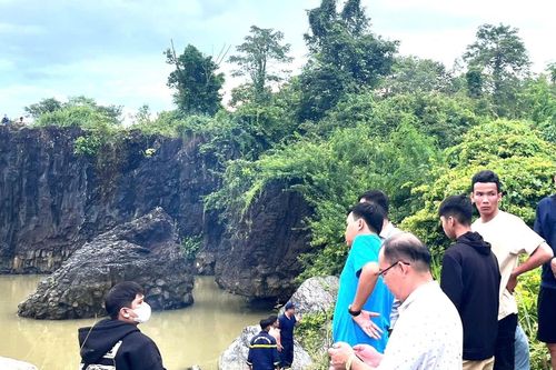 Thông tin mới nhất vụ hai nạn nhân mất tích ở hồ Tuyệt tình cốc