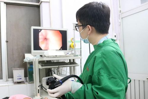 Phát hiện ung thư từ một vị trí đau bụng trong 3 tuần