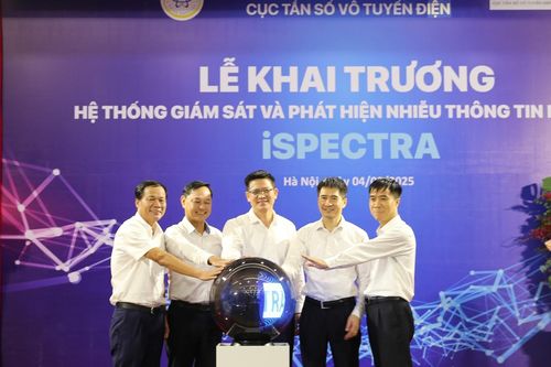 Việt Nam khai trương hệ thống phát hiện nhiễu thông tin di động mà chưa quốc gia nào có