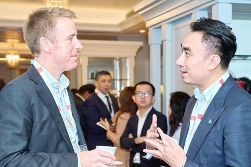 Doanh nghiệp phải trả cái giá không rẻ cho giấc mơ tài chính xanh