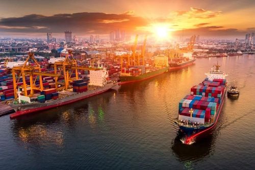 Nới rộng ưu đãi về phí, lệ phí trong lĩnh vực hải quan