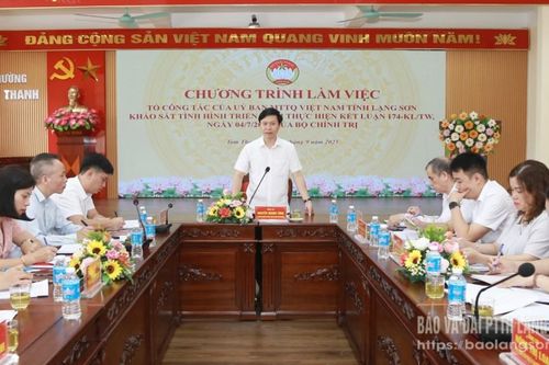 Tổ công tác của Ban Thường trực Ủy ban MTTQ Việt Nam tỉnh làm việc với các phường