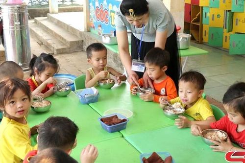 Cải thiện dinh dưỡng cho trẻ em dân tộc thiểu số