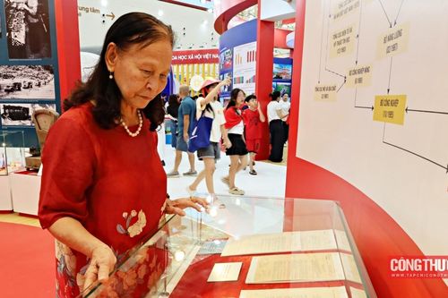 Chuyến tàu ký ức