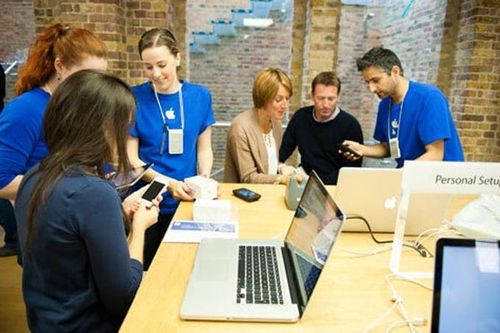 Tập đoàn Apple nỗ lực bắt kịp Samsung, Google