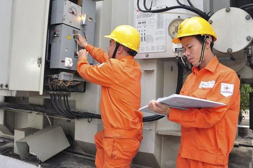 Sau phản ánh hóa đơn tiền điện tháng 8 tăng bất ngờ, EVN nói gì?