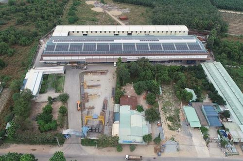 Doanh nghiệp có 'ái nữ' của Chủ Golf Long Thành làm CEO báo lãi bán niên 2025 giảm hơn 50%, nợ phải trả tăng lên mức hơn 1.300 tỷ đồng