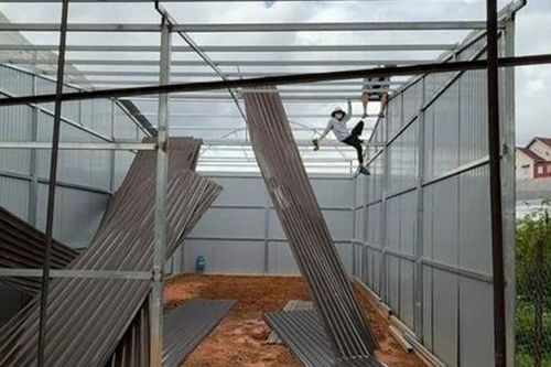 Người dân tự nguyện tháo dỡ hàng trăm công trình không phép