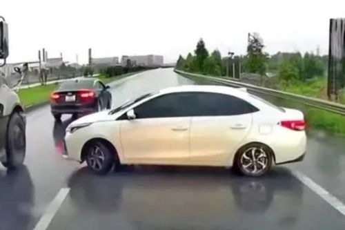 Xử phạt tài xế đi ngược chiều trên cao tốc Hà Nội-Bắc Giang