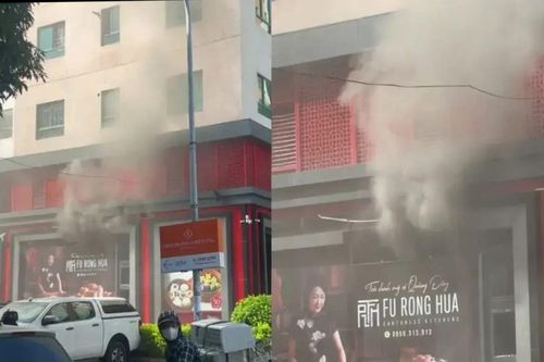 Cháy tại nhà hàng Fu Rong Hua ở Hà Nội