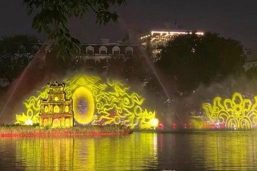Hà Nội để lại nhiều ấn tượng sâu sắc cho khách du lịch