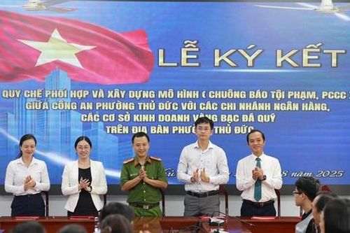 Công an phường Thủ Đức: Triển khai mô hình 'chuông báo tội phạm và phòng cháy, chữa cháy'