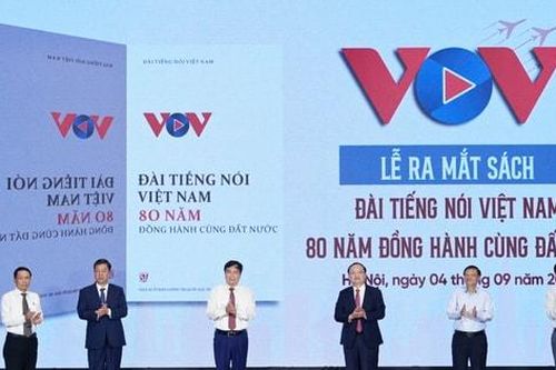 'Đài Tiếng nói Việt Nam - 80 năm đồng hành cùng đất nước':Dấu ấn 'Tiếng nói Việt Nam' trên chặng đường phát triển