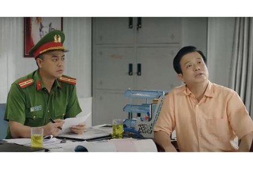 Thiếu tá Huy quyết kiểm tra trang trại lợn Hồng Phát