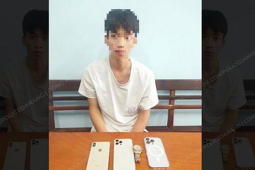Đà Nẵng: Sơ suất không khóa cửa ô tô, người đàn ông mất gần 8 triệu đồng