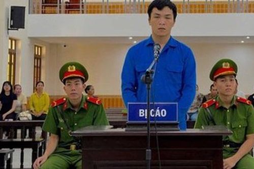 Đâm 2 người thân trọng thương, thanh niên ở Lâm Đồng lĩnh án 15 năm tù
