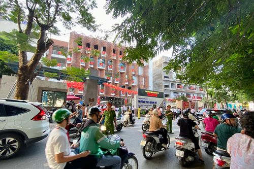 Công an phường Giảng Võ bảo đảm an ninh trật tự, an toàn giao thông trong ngày khai giảng năm học mới