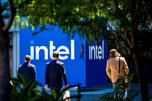 Ông Trump và tham vọng đưa Intel 'vĩ đại trở lại'
