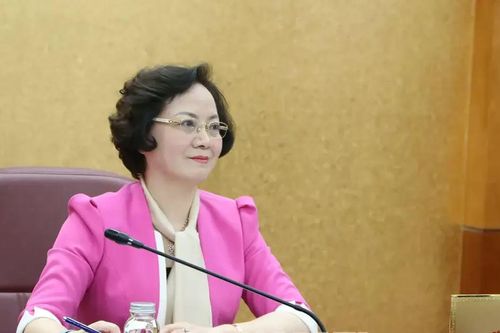 Bộ Nội vụ phê duyệt lĩnh vực, vị trí việc làm ưu tiên thu hút, trọng dụng người có tài năng