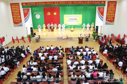 Hơn 706.000 học sinh ở Đắk Lắk bước vào năm học mới