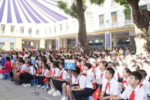 Trường THCS Trưng Vương ra mắt 'Kho học liệu điện tử tích hợp AI'