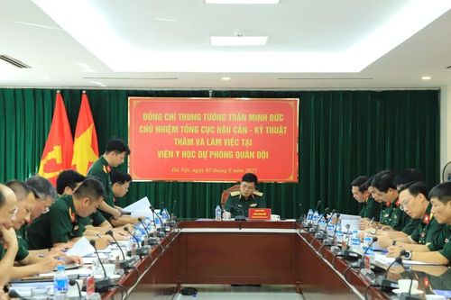 Đẩy mạnh chuyển đổi số, xây dựng hệ thống y học dự phòng Quân đội hiện đại