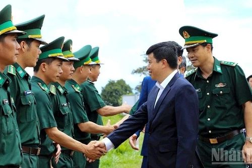 Lâm Đồng: Xây dựng đường biên giới hòa bình, hữu nghị, ổn định và phát triển