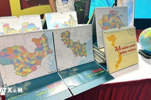 Lần đầu ra mắt các ấn phẩm Bản đồ Việt Nam 34 tỉnh, thành