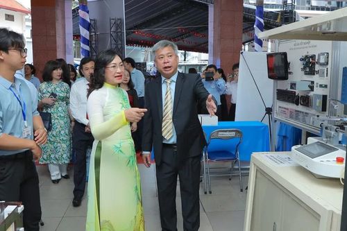Khai giảng năm học mới ở ngôi trường 119 tuổi