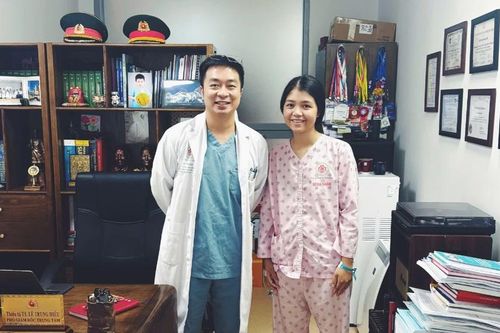 Cứu sống hai người bệnh bị u máu gan khổng lồ