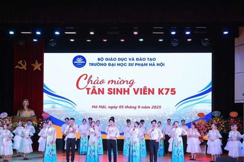 Trường ĐH Sư phạm Hà Nội chào đón hơn 5.200 tân sinh viên