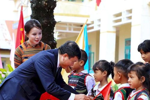 Lâm Đồng: Hơn 1,1 tỷ đồng tiếp sức học trò nghèo trong ngày khai trường