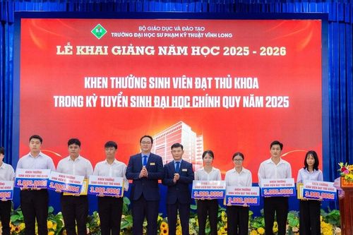Trường ĐH Sư phạm Kỹ thuật Vĩnh Long đón 3.175 tân sinh viên chính quy
