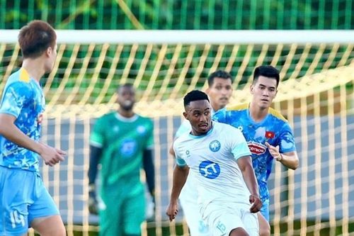 Đội hình ngoại binh xuất phát, CLB Thép Xanh Nam Định thắng đậm tuyển Việt Nam