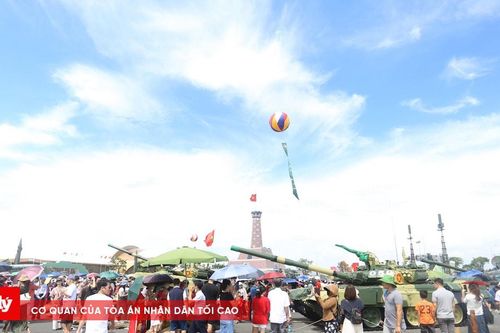Đã có hàng triệu lượt khách tham quan Khu trưng bày của Bộ Quốc phòng