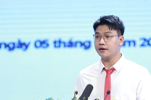 Nam sinh đại diện 26 triệu người học phát biểu tại lễ khai giảng 'chưa từng có'