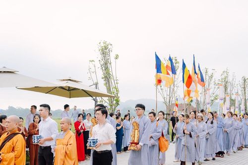 Đại lễ Vu Lan tại Công viên Thiên Đường: Hơn 1.500 người hướng tâm báo hiếu