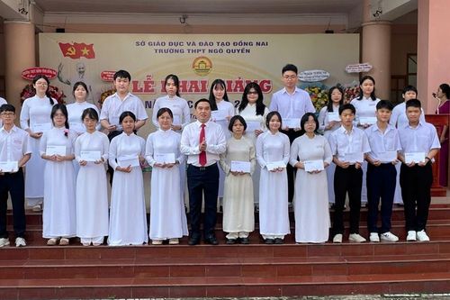 Hơn 1,2 triệu học sinh trên địa bàn tỉnh Đồng Nai khai giảng năm học mới