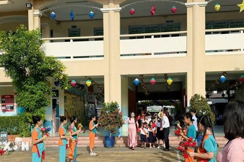 Thành phố Hồ Chí Minh khai giảng năm học mới với nhiều chính sách đột phá