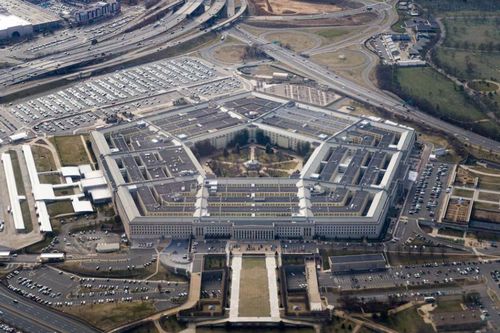 Ông Trump sắp ký sắc lệnh đổi tên Bộ Quốc phòng thành 'Bộ Chiến tranh'