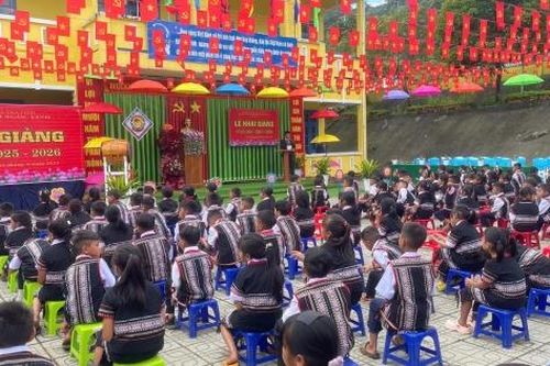 Đà Nẵng: Khai giảng ở những ngôi trường lưng chừng núi