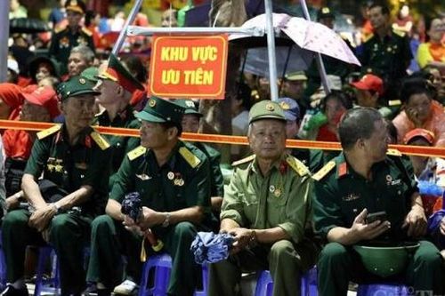 Tài khoản MXH 'Hoa Tina': 'Tôi xin gửi lời xin lỗi tới cộng đồng'