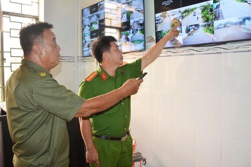 Giữ vững an ninh từ cơ sở