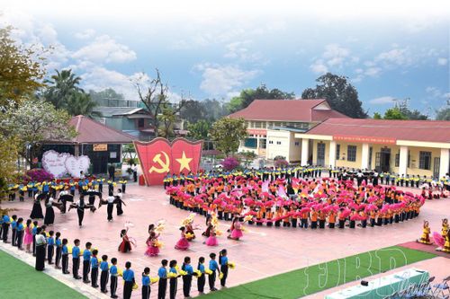 Chăm lo thế hệ tương lai của đất nước