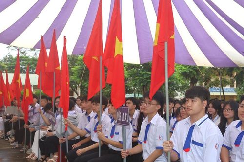 Trường THPT Chu Văn An chú trọng giáo dục toàn diện