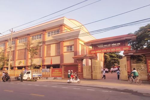 Bảo đảm an ninh trật tự và an toàn giao thông khai giảng năm học mới